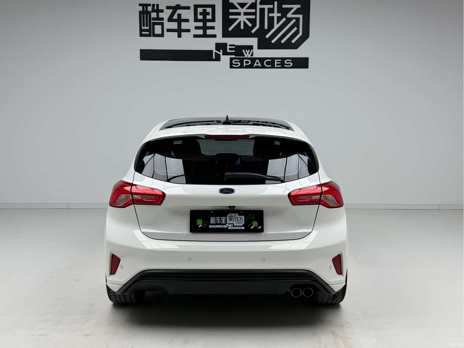 Ford Focus, 2023 все фото