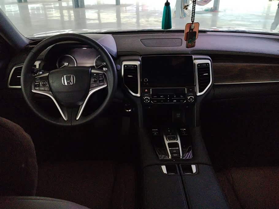 Honda UR-V