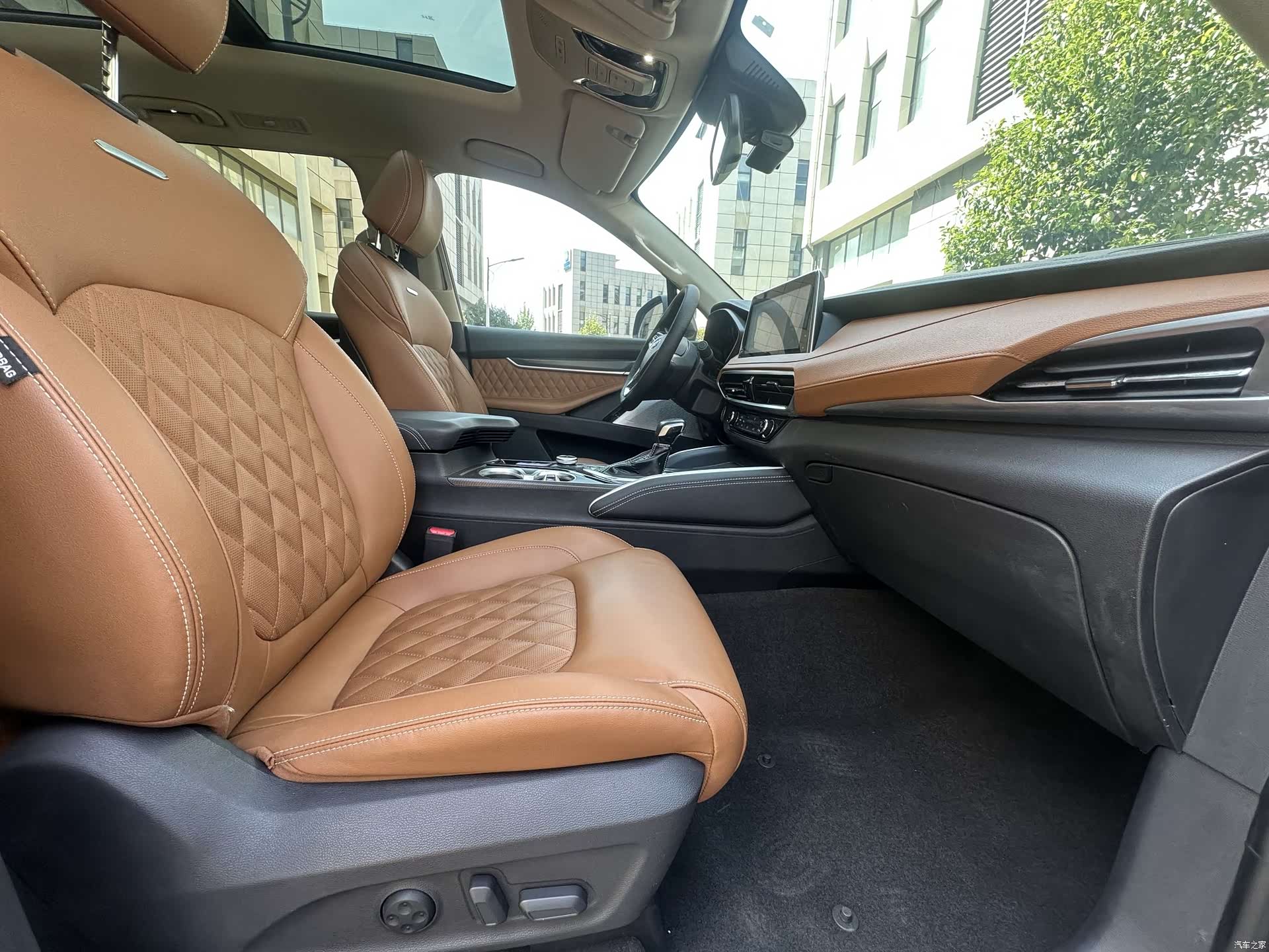 Maxus D90, 2018 15