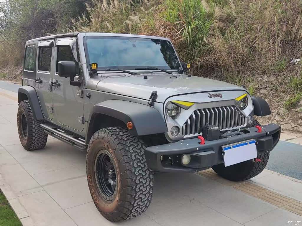 Jeep Wrangler, 2015 3