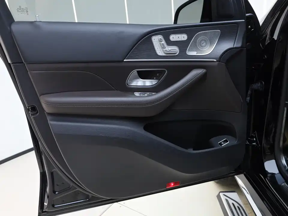 Mercedes-Benz GLS Mercedes-Benz GLS