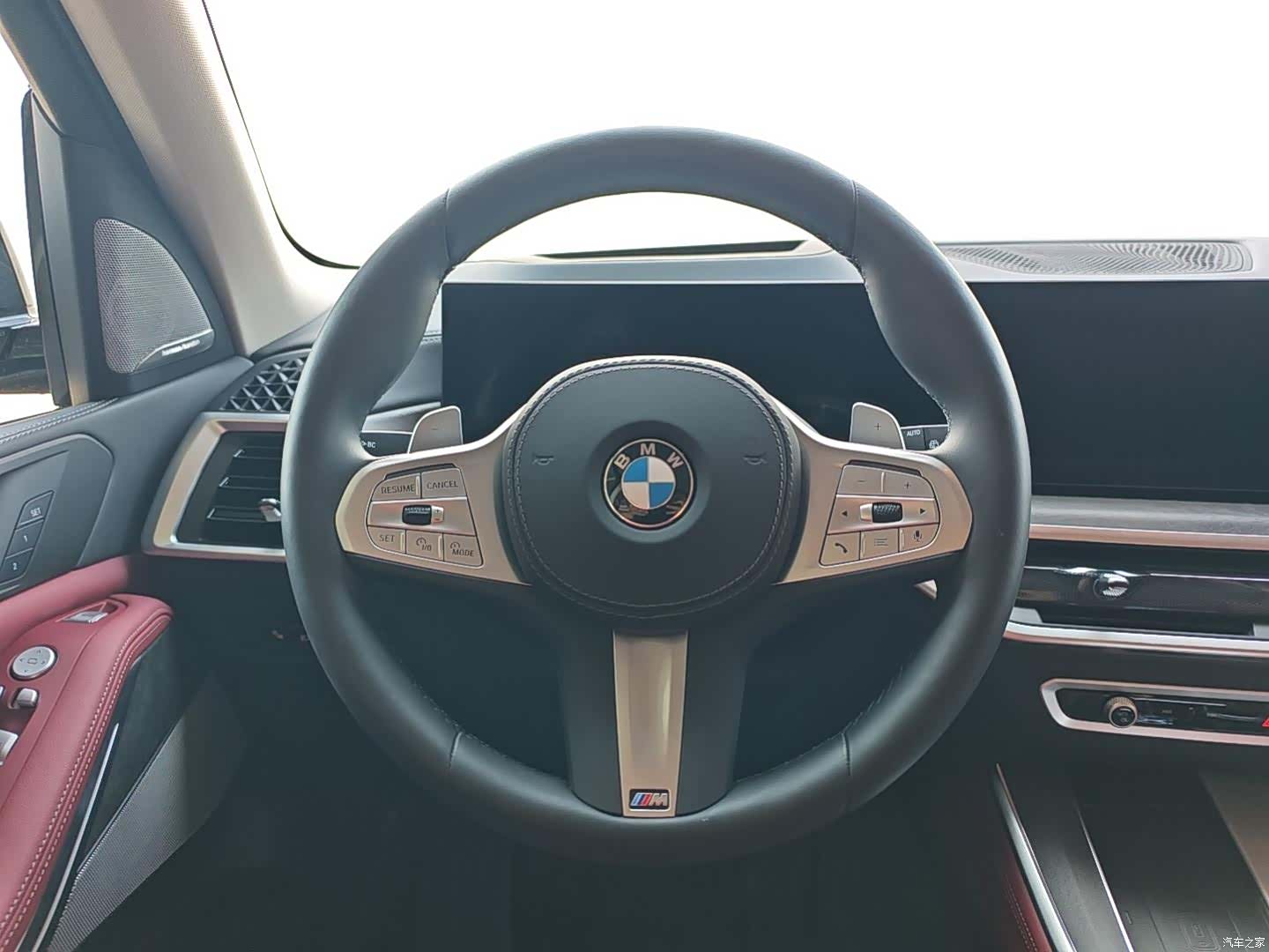BMW X5, 2025 12