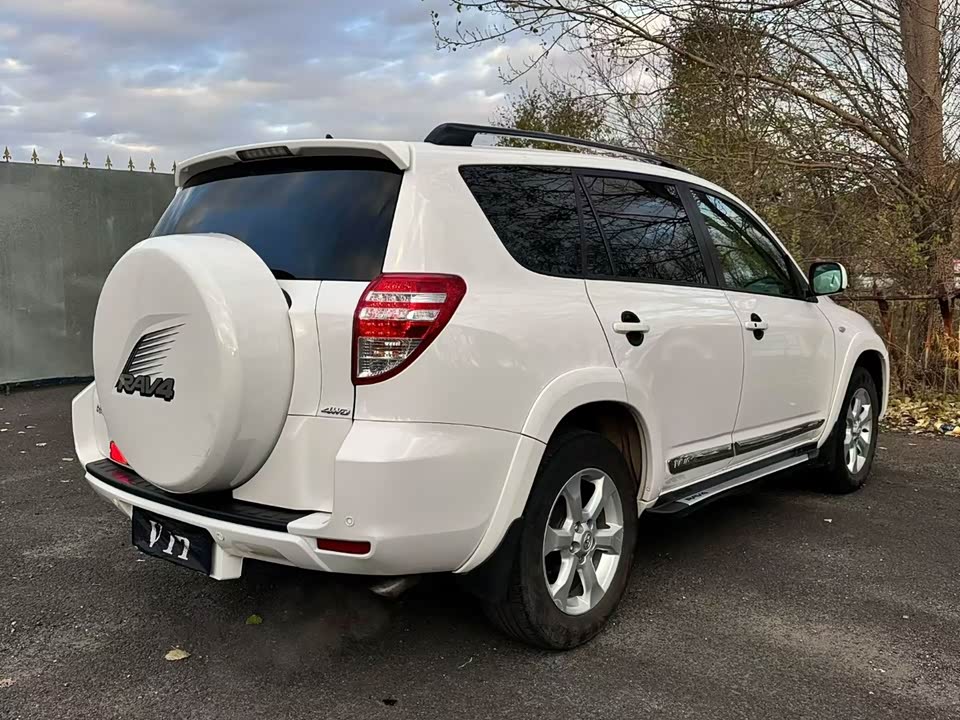 Toyota RAV4 Rongfang