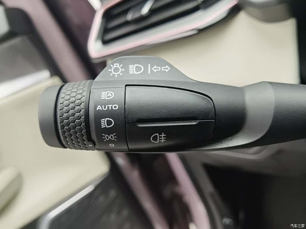Lynk & Co 02, 2024 21