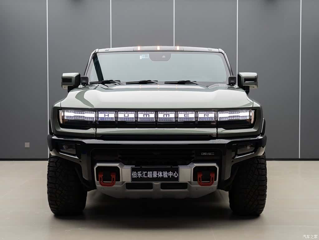 Hummer SUV, 2024 4