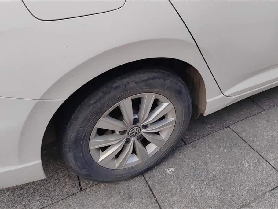 Volkswagen Lavida Pure Electric