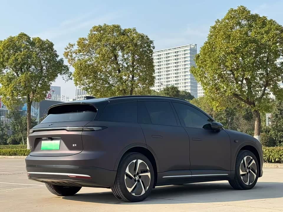 NIO ES6