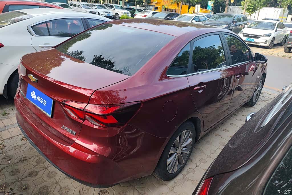 Chevrolet 320, 2022 3