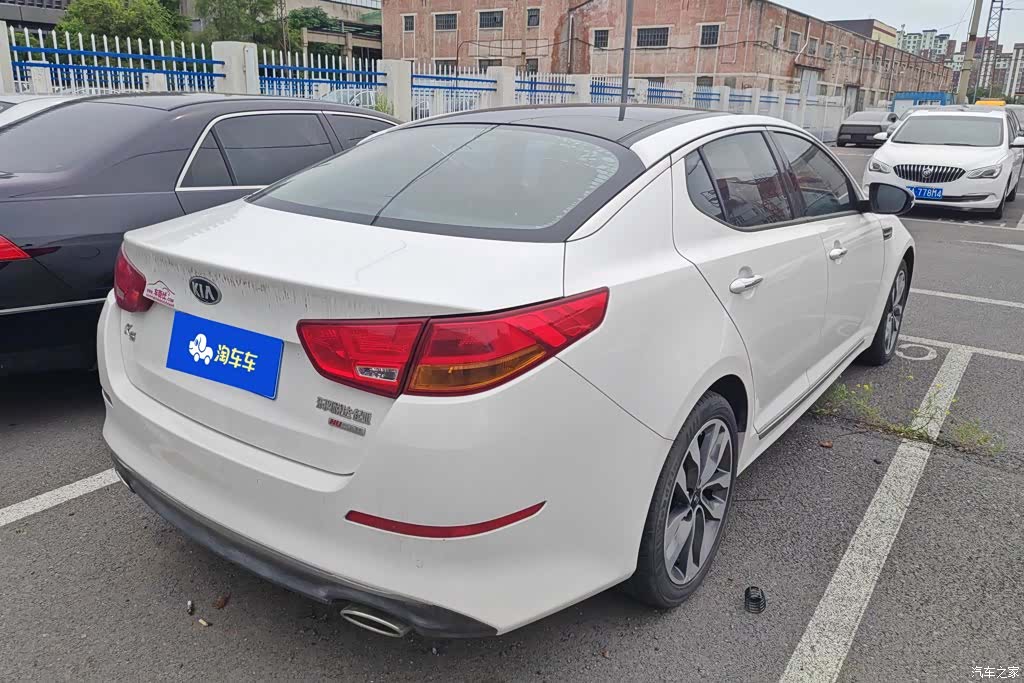 Kia K5, 2015 3