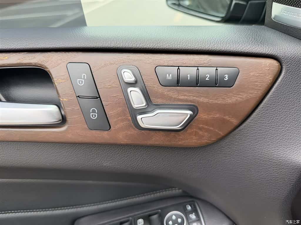 Mercedes-Benz GLS, 2016 11