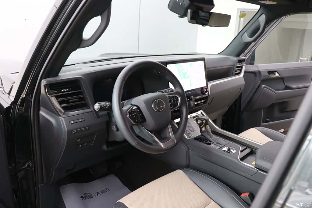 Lexus GX, 2025 13