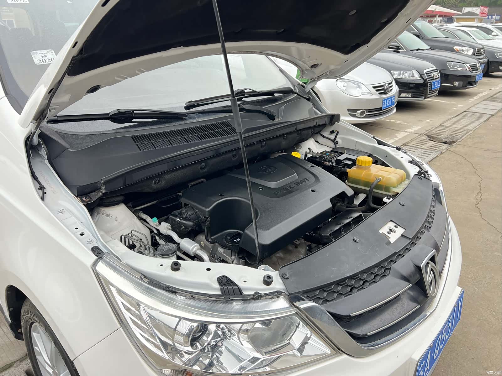 Wuling 730, 2018 27
