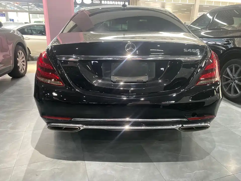 Mercedes-Benz S-class Mercedes-Benz S-class