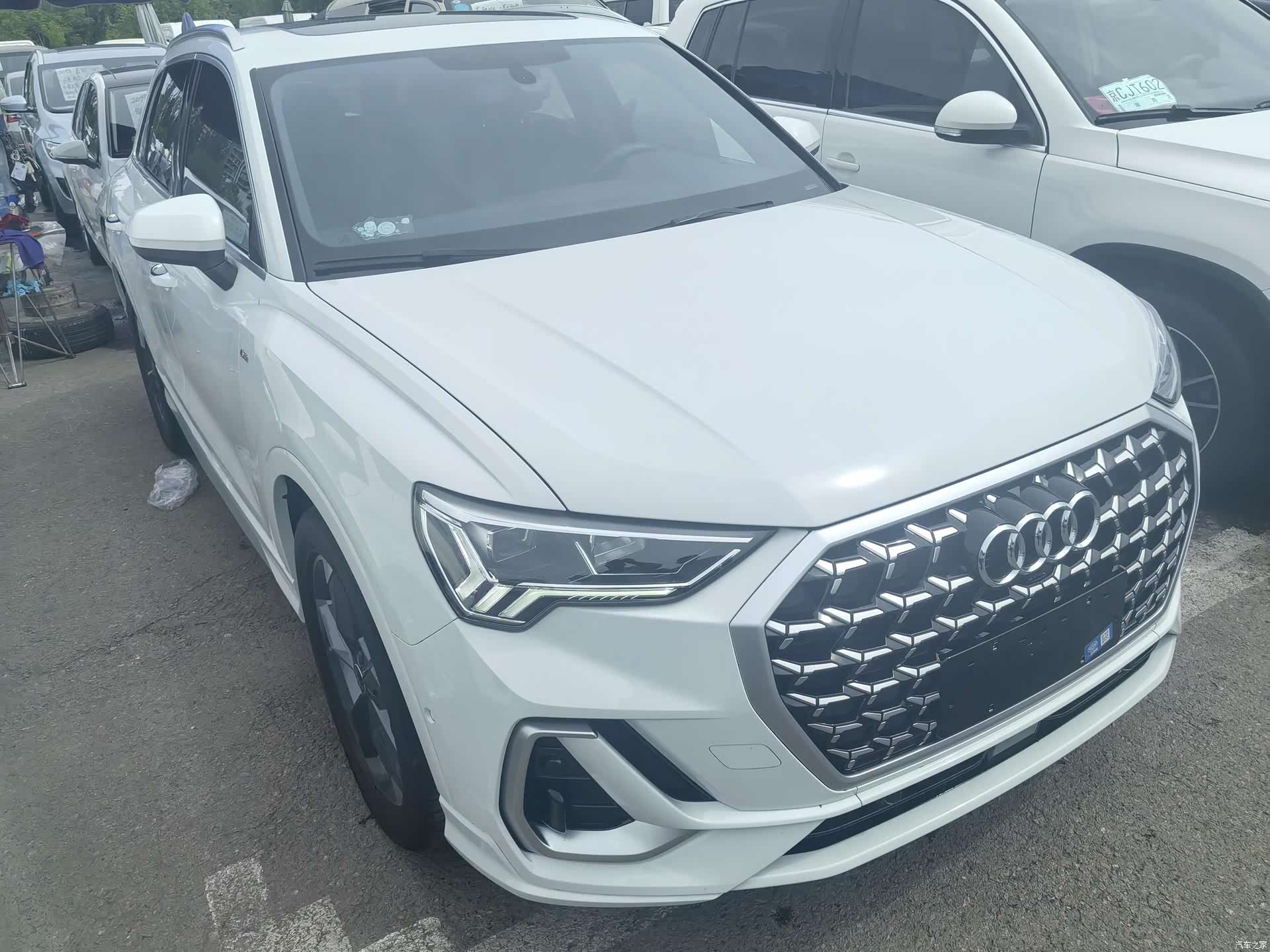 Audi Q3, 2024 3