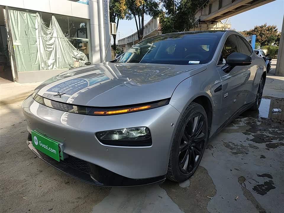XPENG P7