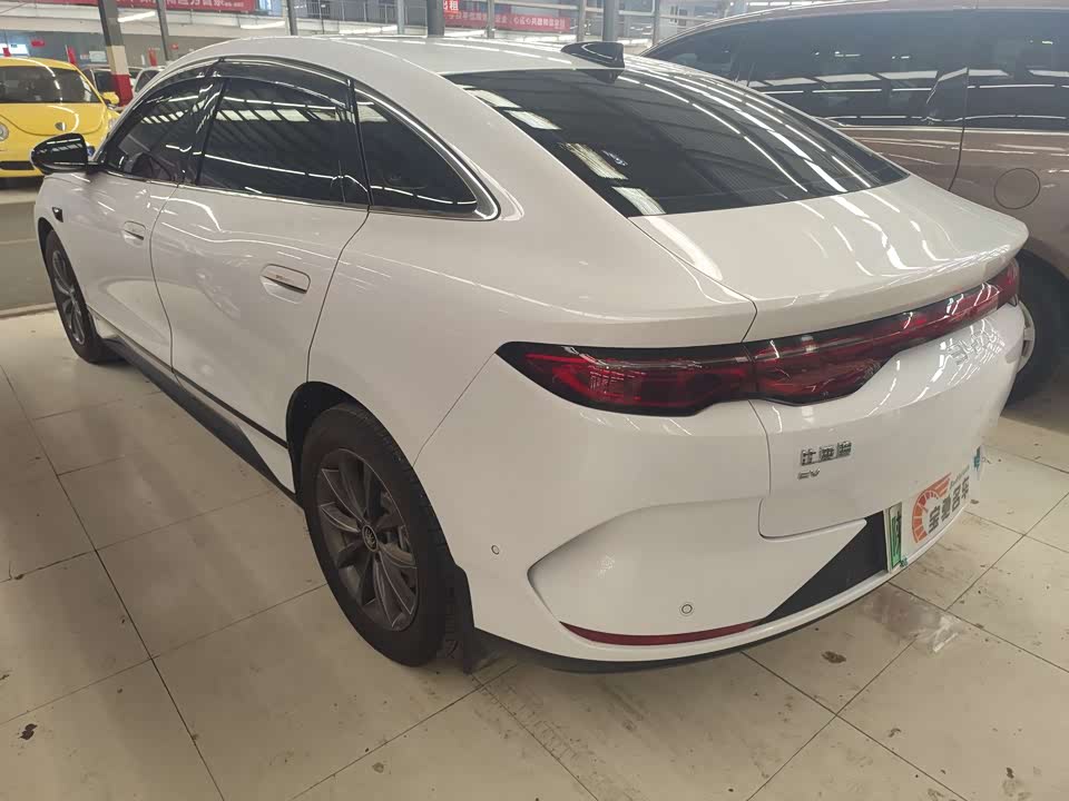 BYD Qin L