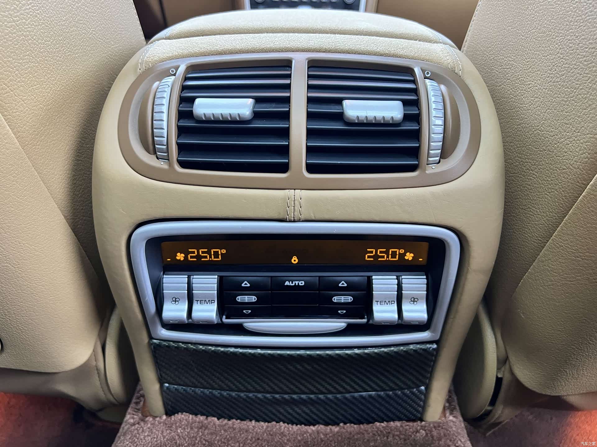 Porsche Cayenne, 2010 14