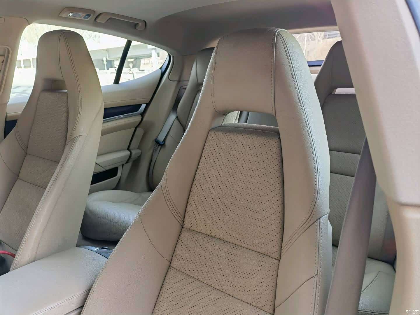 Porsche Panamera, 2011 14