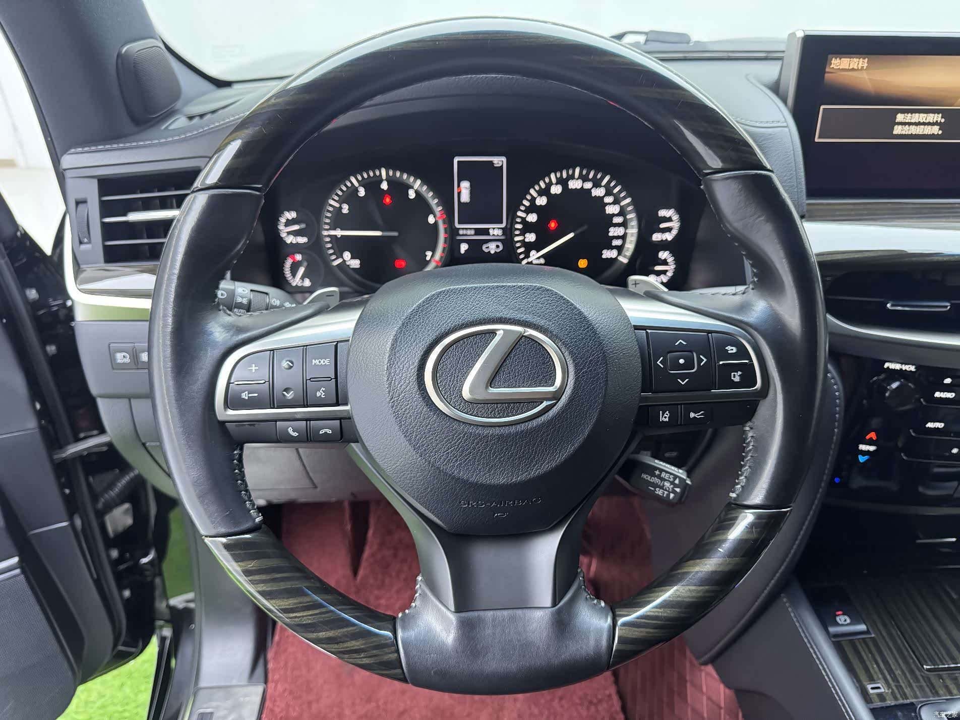 Lexus LX, 2020 11