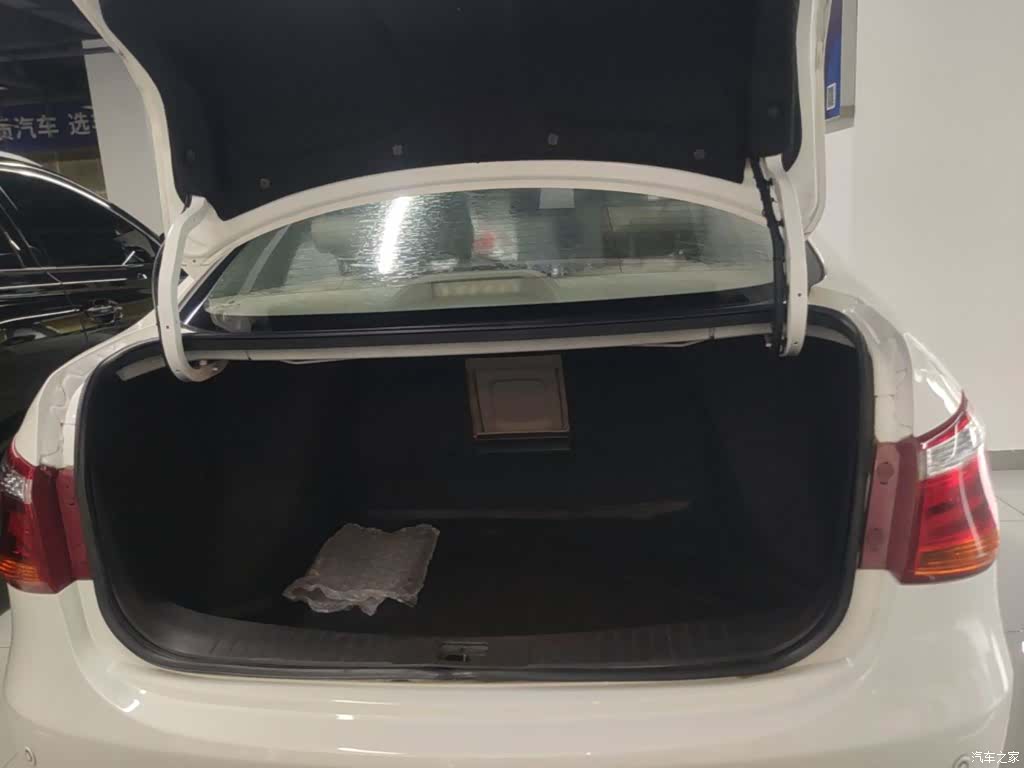 DongFeng A60, 2015 19