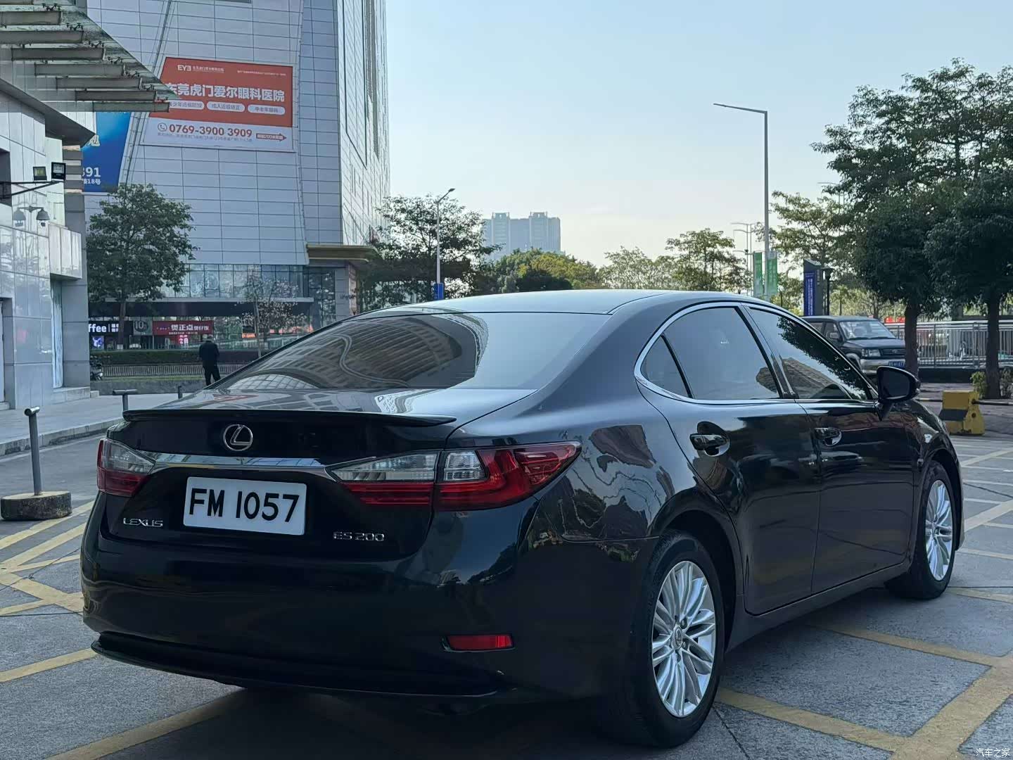 Lexus ES, 2015 7