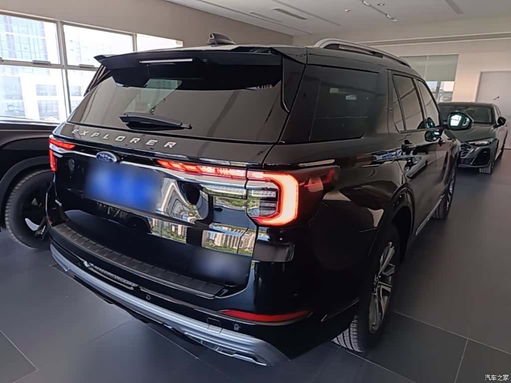 Ford Explorer, 2025 7
