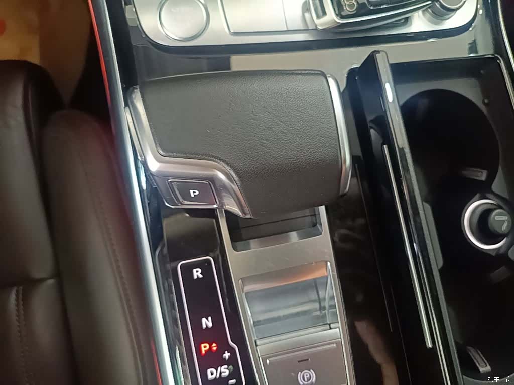 Audi A8L, 2020 14