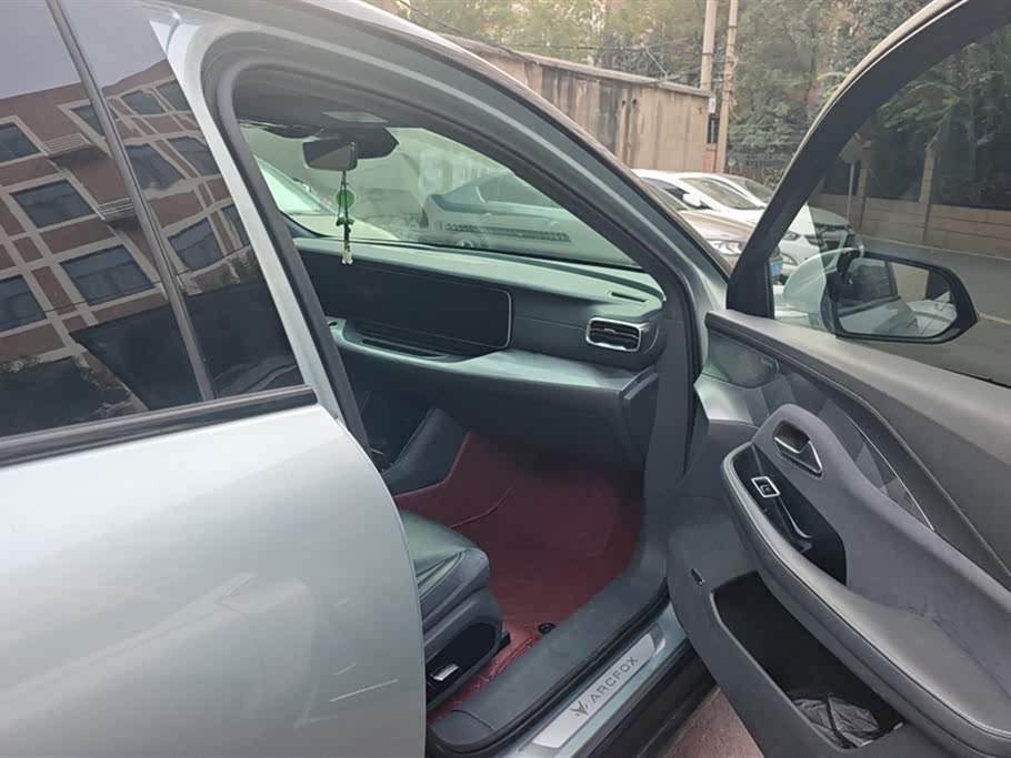 ARCFOX Polar Fox Alpha S