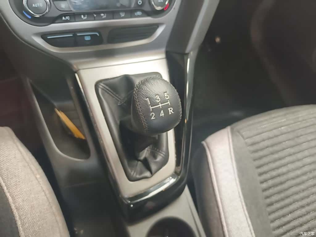 Ford Focus, 2014 14