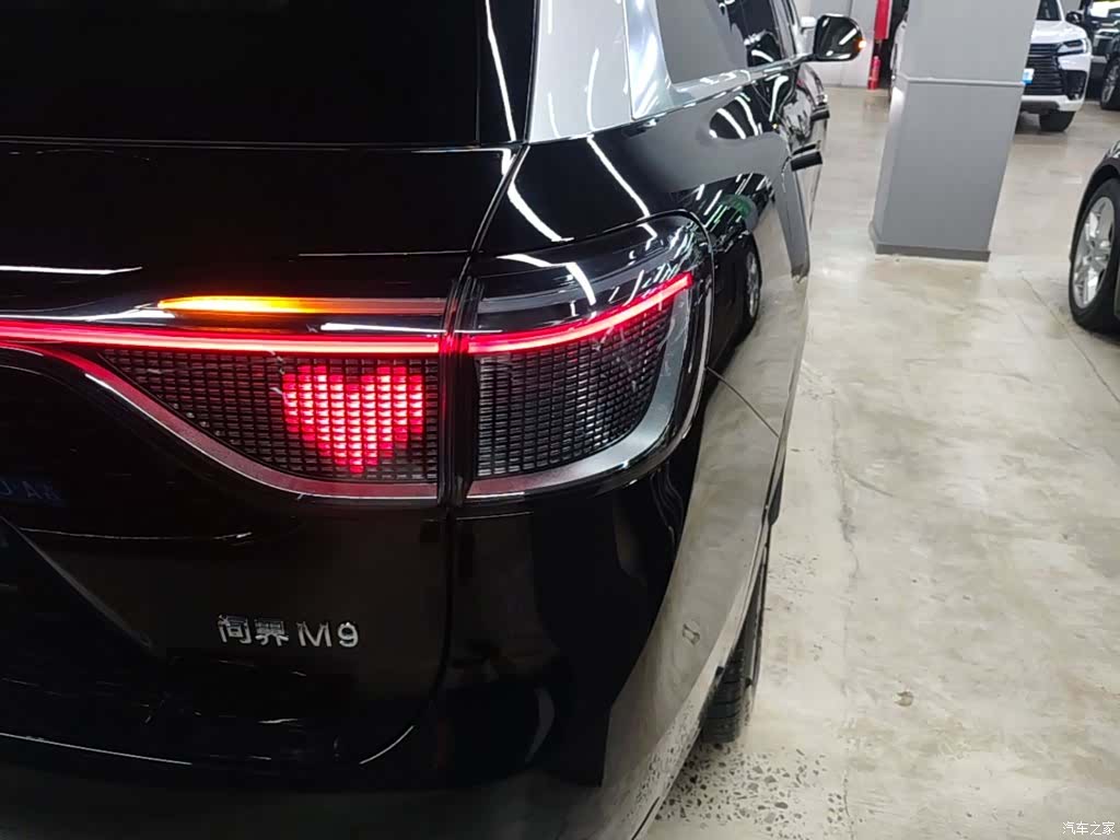 AITO M9, 2025 8