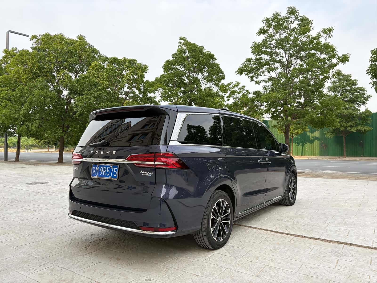 Roewe iMAX8, 2021 7