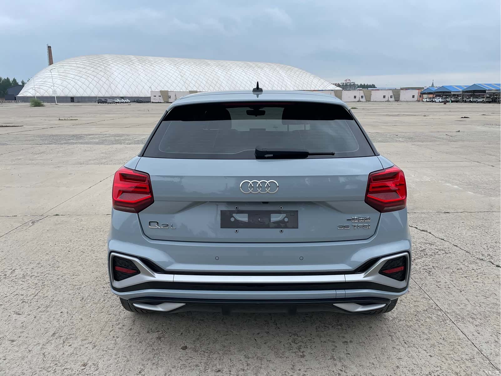 Audi Q2L, 2023 все фото