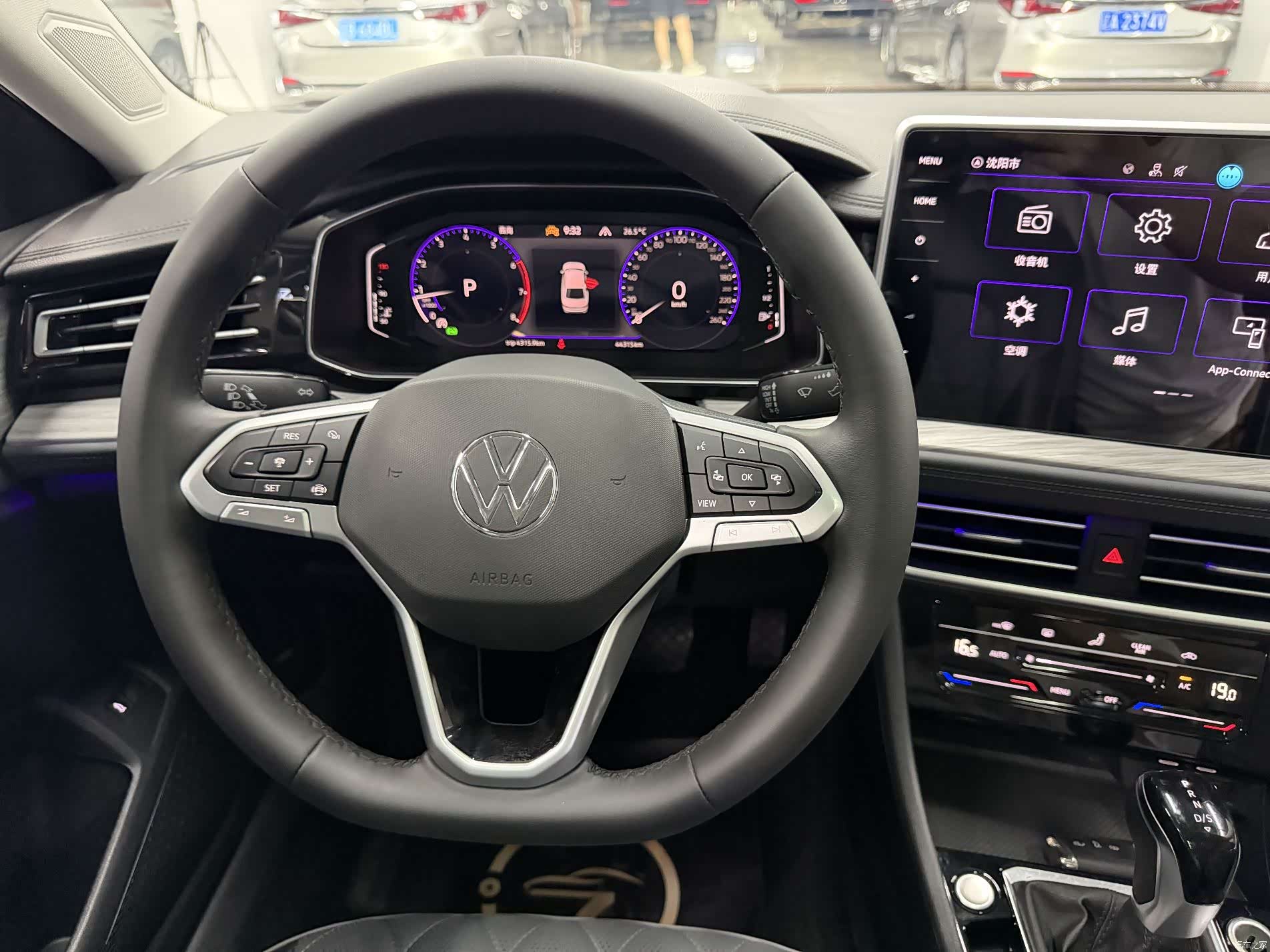 Volkswagen Sagitar, 2022 16