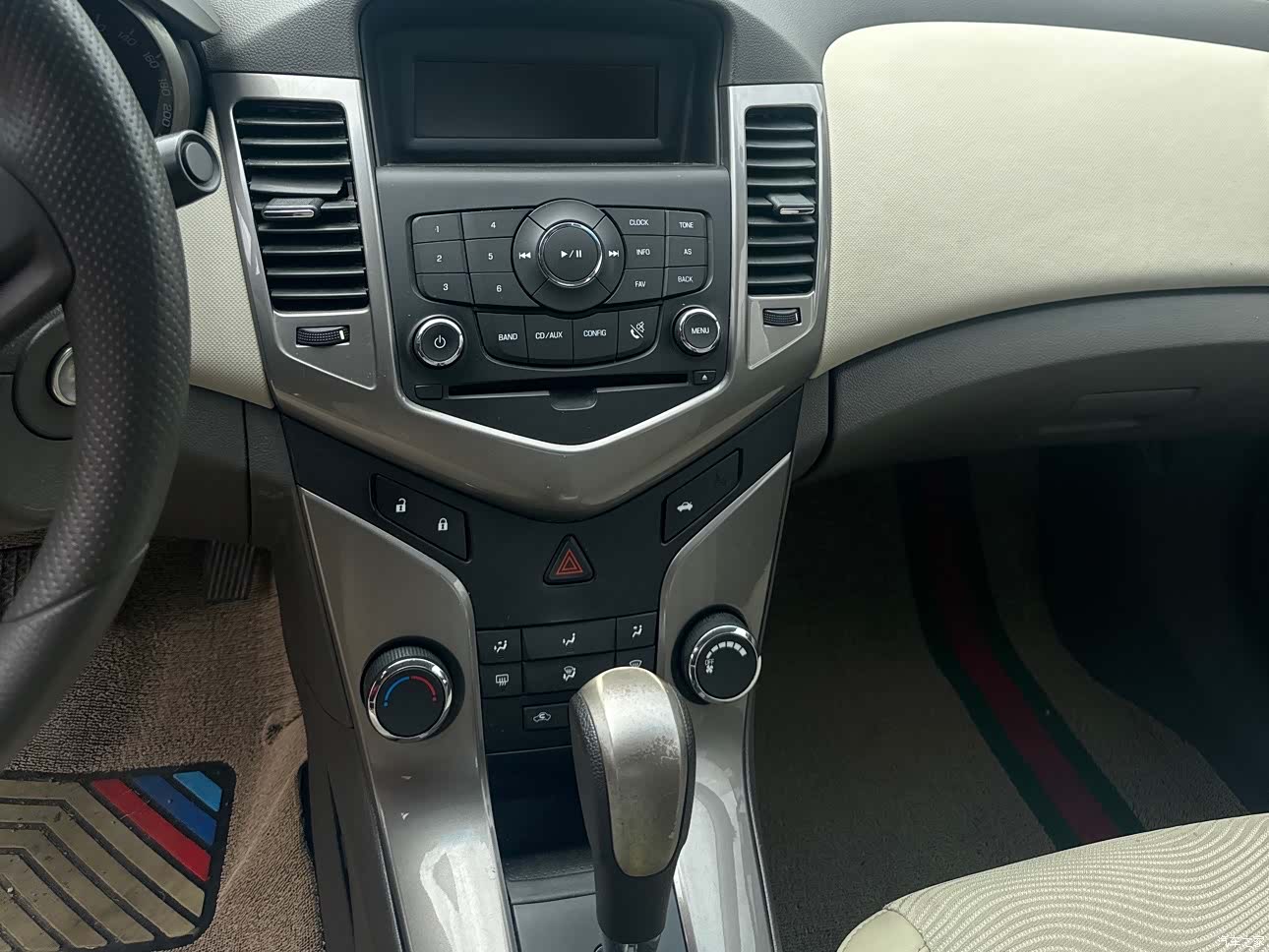 Chevrolet SE, 2015 7