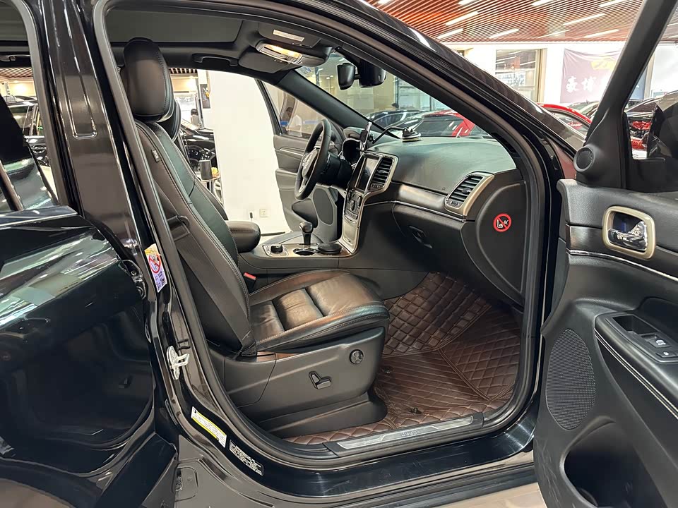Jeep Grand Cherokee Jeep Grand Cherokee
