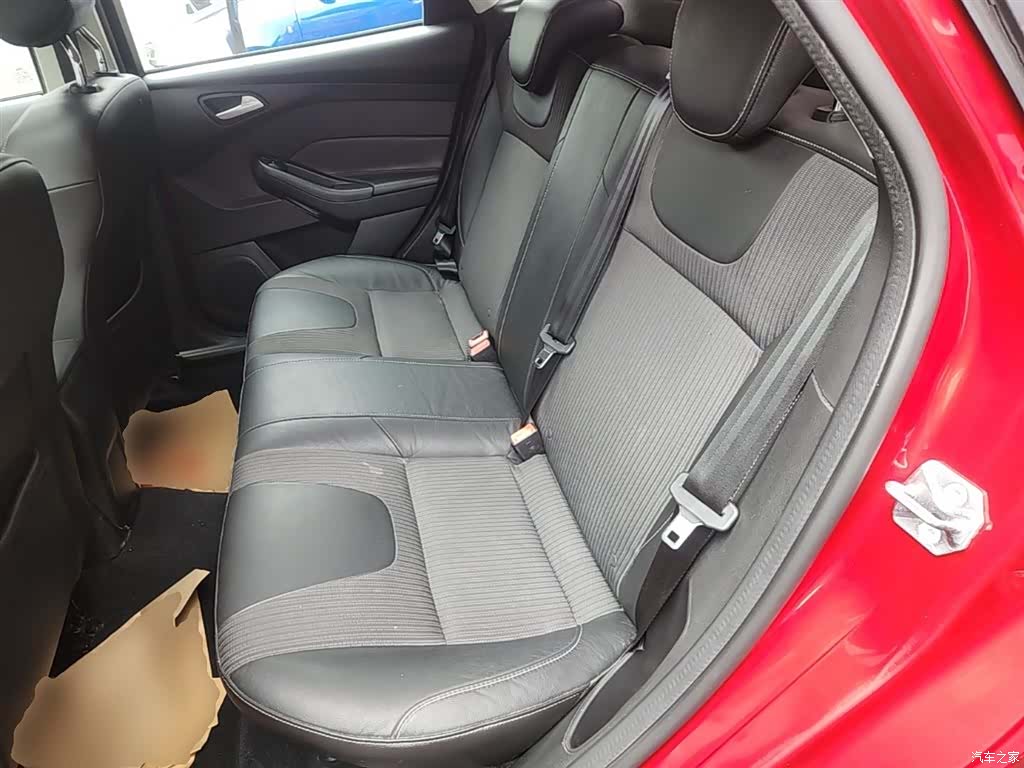 Ford Focus, 2015 17