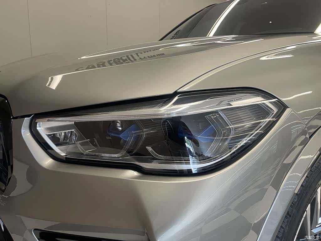 BMW X5, 2021 9