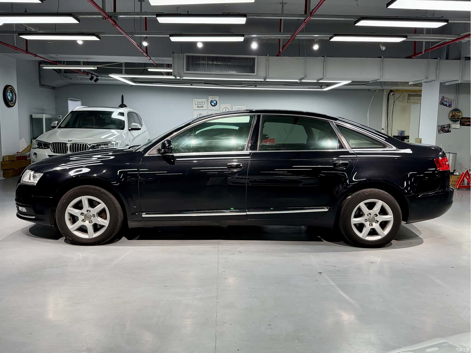Audi A6L, 2012 4