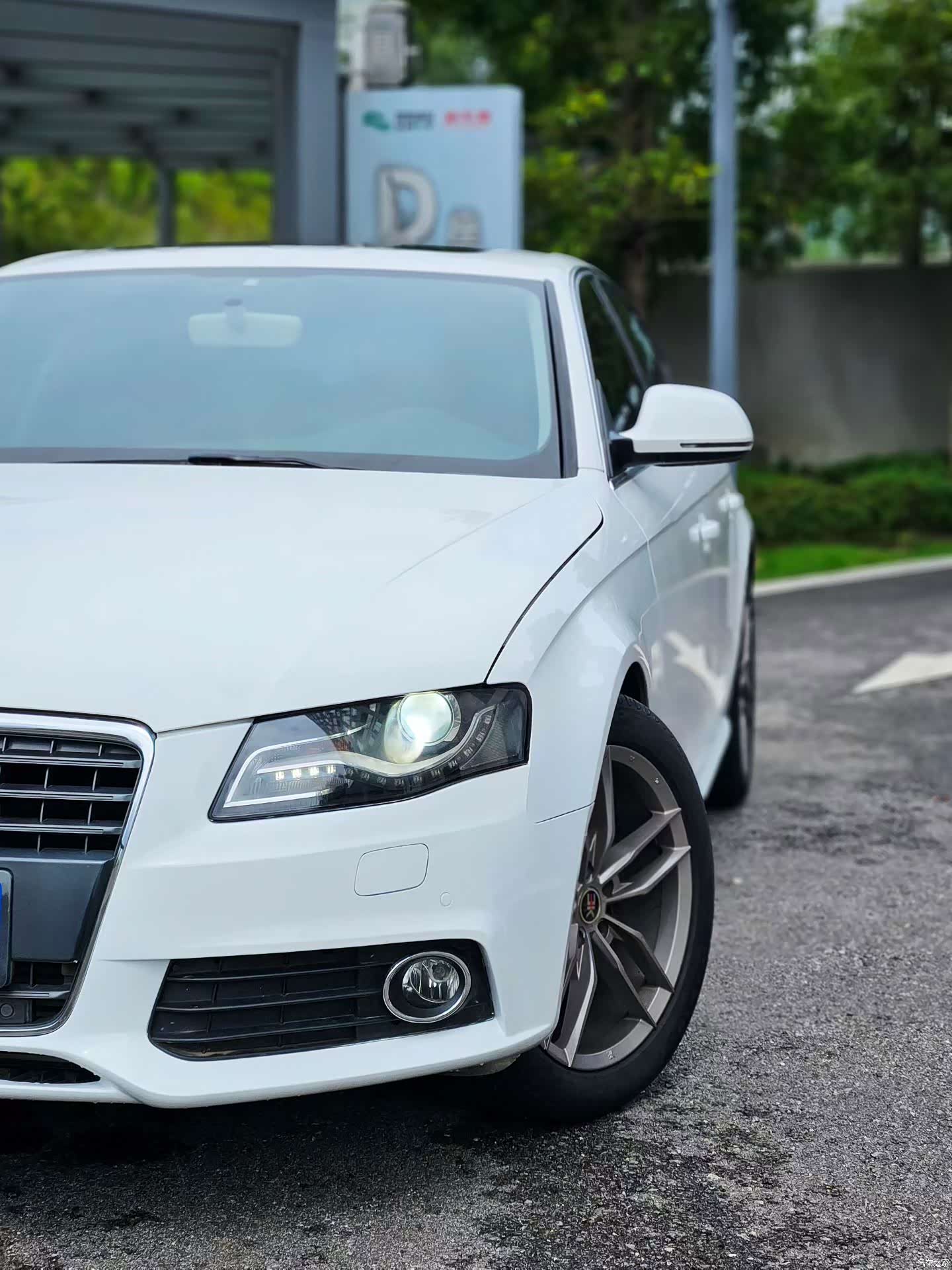 Audi A4L, 2011 7