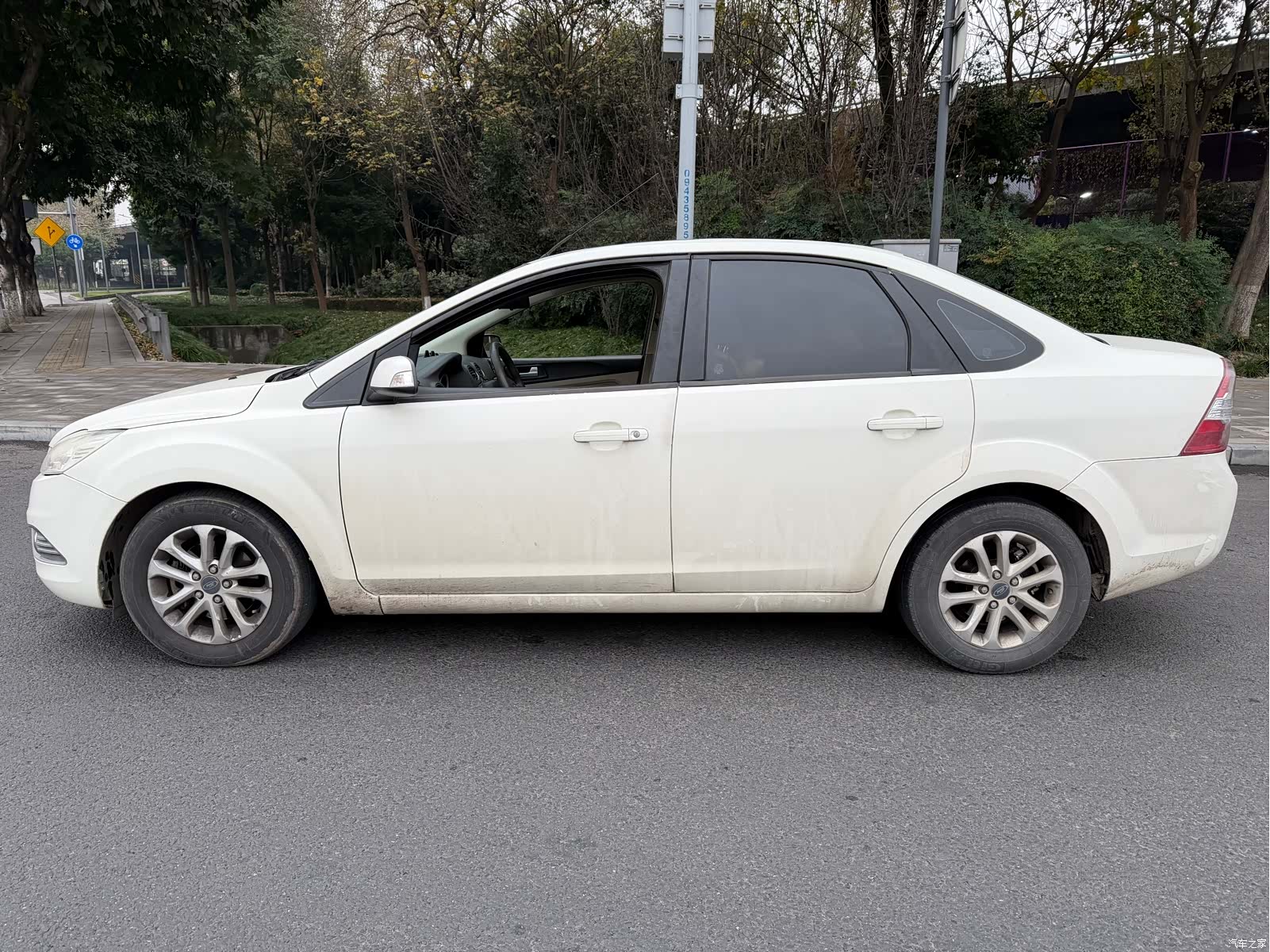 Ford Focus, 2014 4