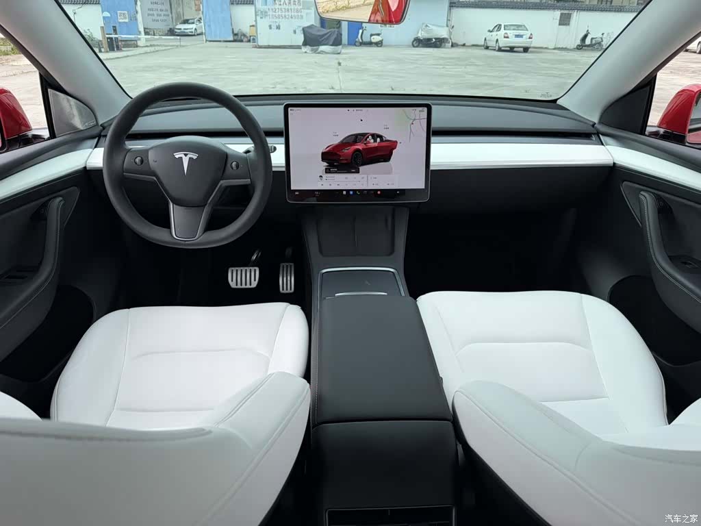 Tesla Model Y, 2021 10