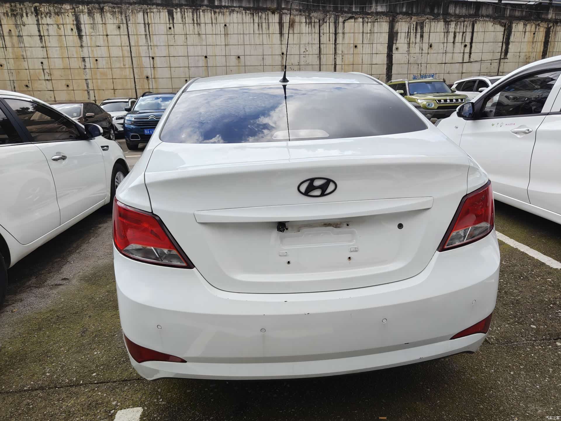Hyundai GLS, 2017 8