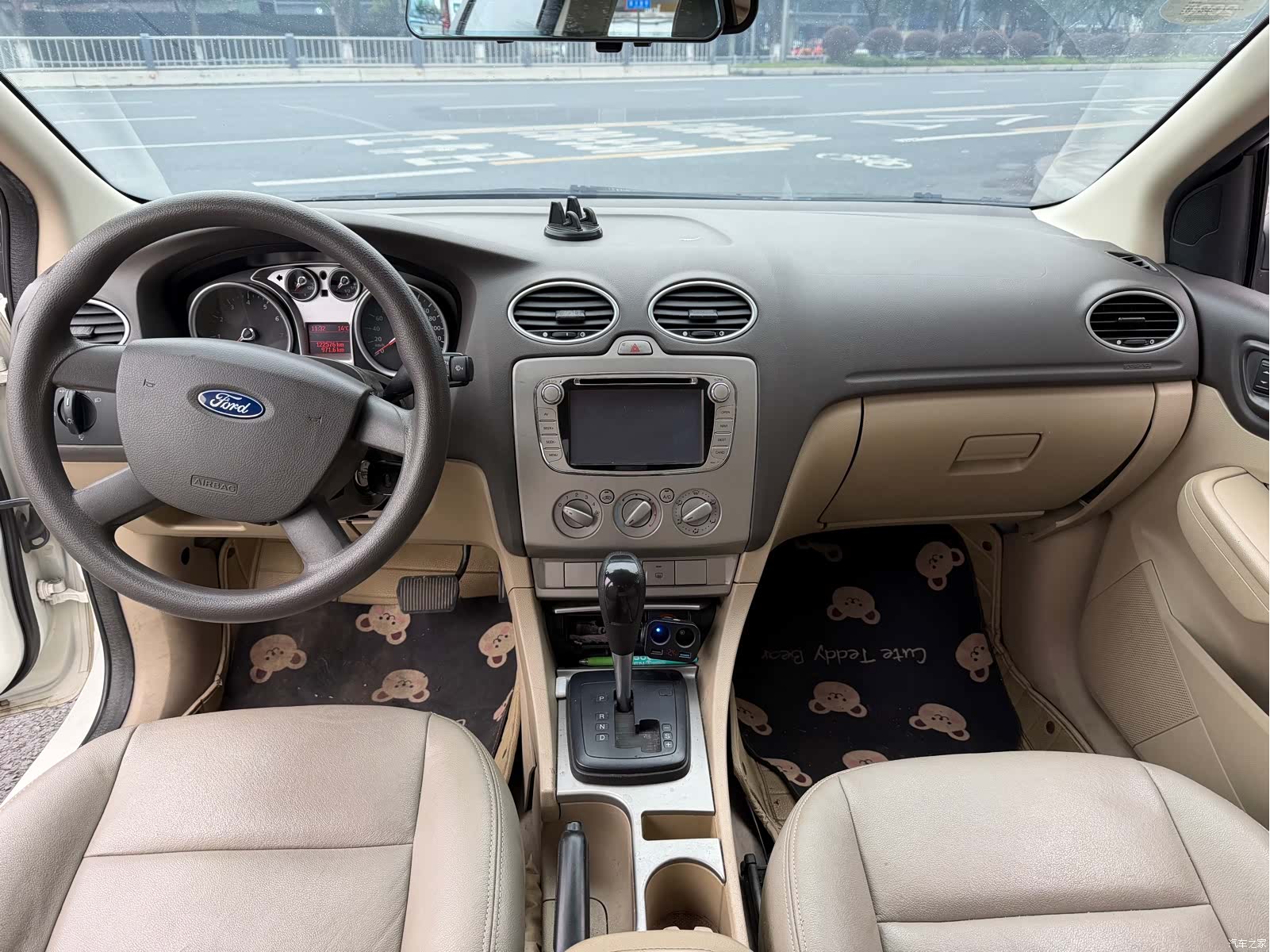 Ford Focus, 2014 11