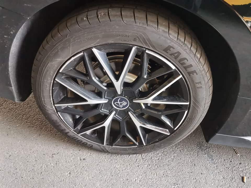 BYD Han