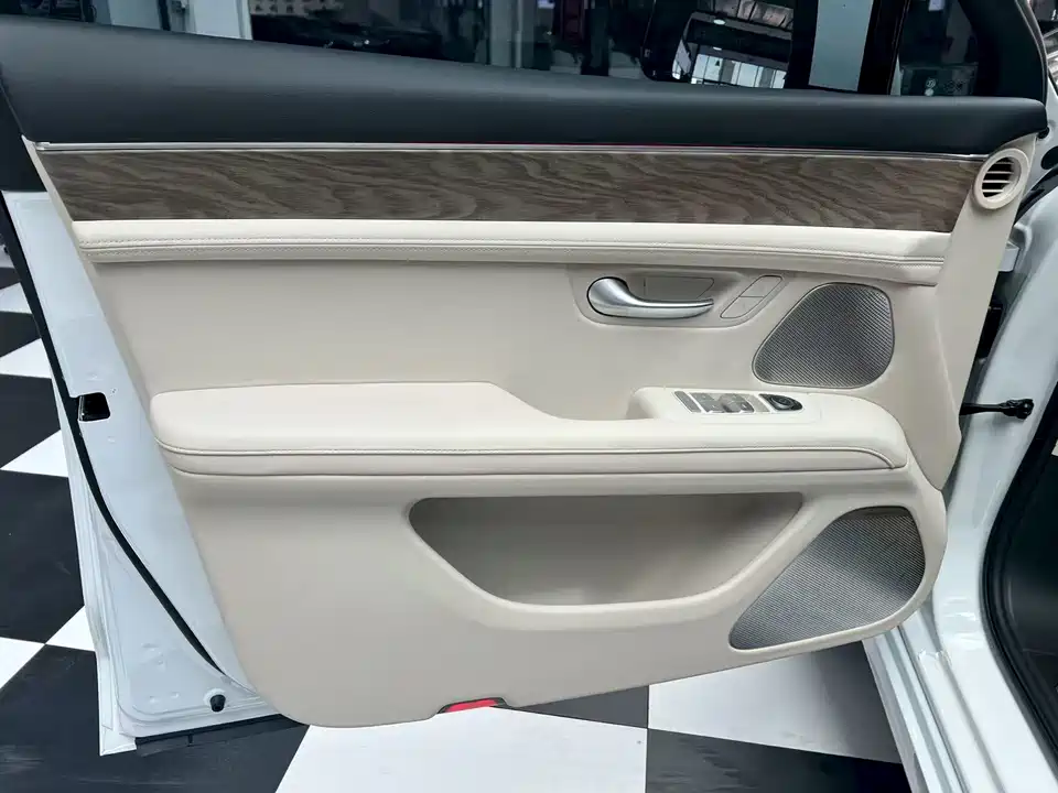 HarmonyOS Ask the world M5