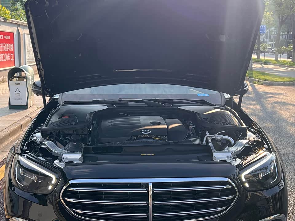 Mercedes-Benz E-class Mercedes-Benz E-class