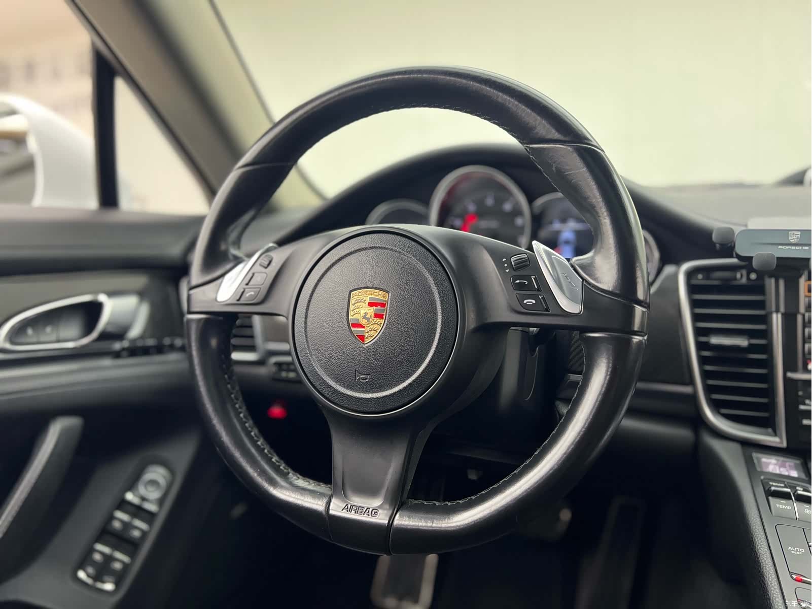 Porsche Panamera, 2015 23