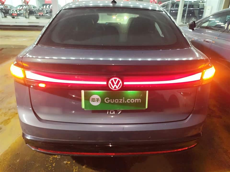 Volkswagen ID.7 VIZZION