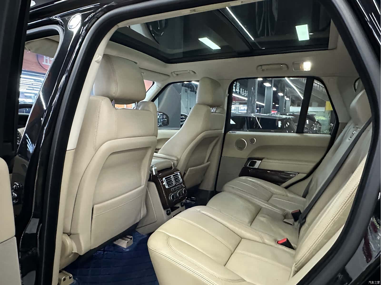 Land Rover Range Rover, 2016 15