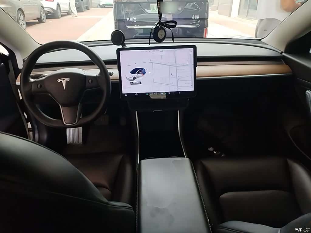 Tesla Model 3, 2020 10